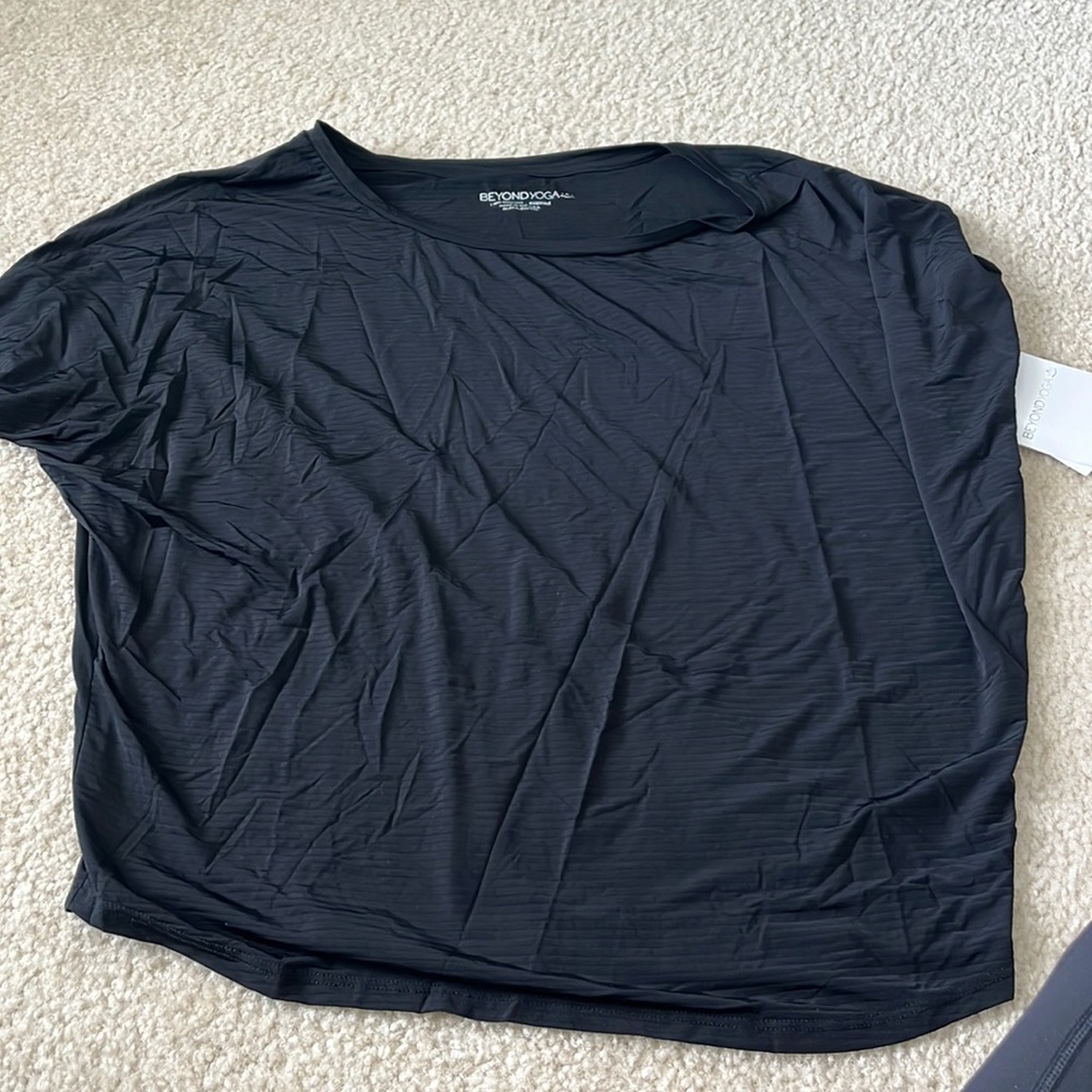Beyond Yoga Athletic Top